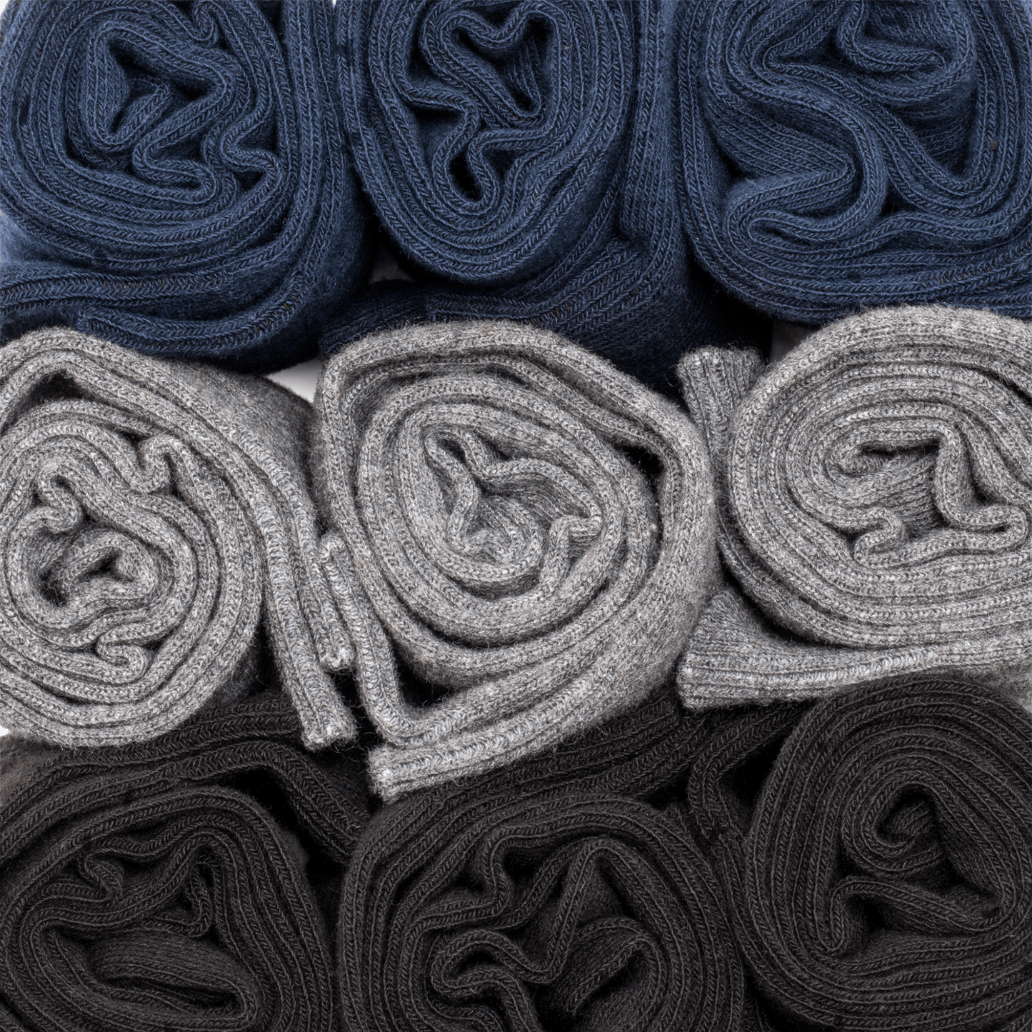 Main Copenhagen strømper – vælg mellem sort, grå og navy. Komfort og stil i hver eneste farve.